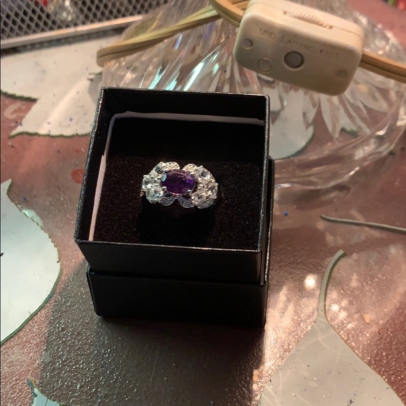 Amethyst and Diamond ring - Picture 1 of 2